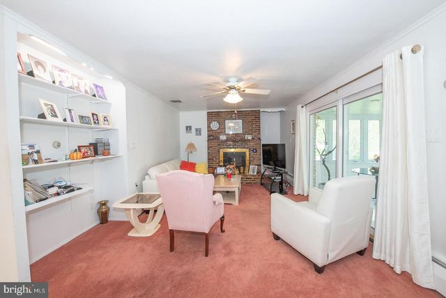 1000 BEECH RD, Wallingford, PA 19086