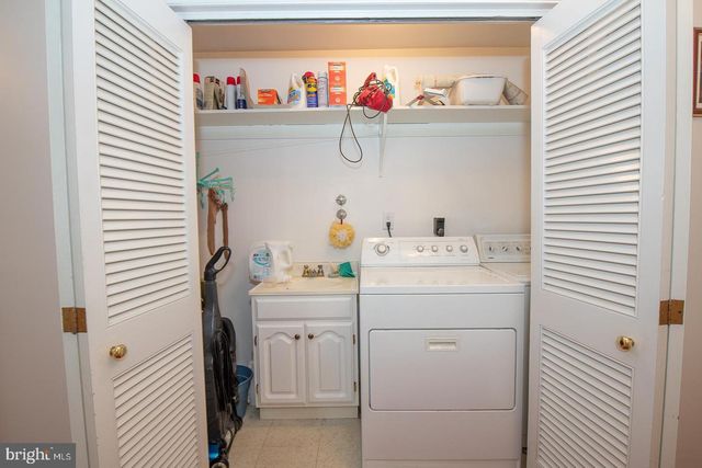 1000 BEECH RD, Wallingford, PA 19086