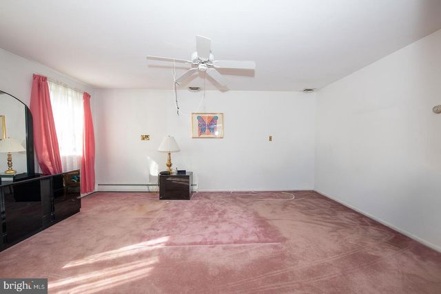 1000 BEECH RD, Wallingford, PA 19086