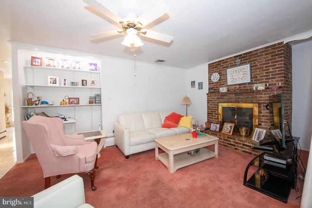 1000 BEECH RD, Wallingford, PA 19086