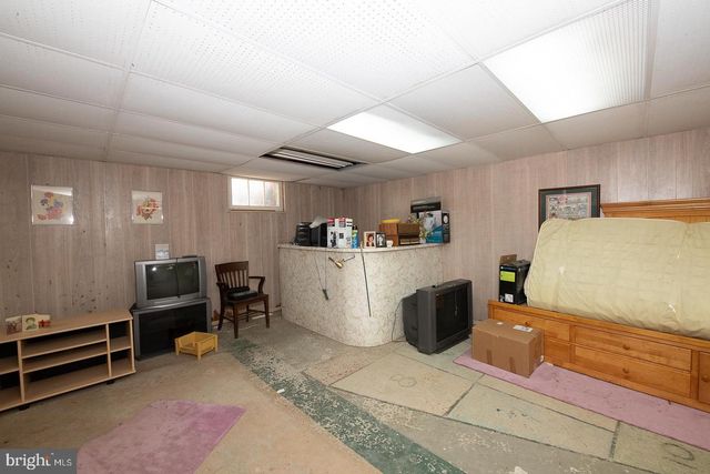 1000 BEECH RD, Wallingford, PA 19086