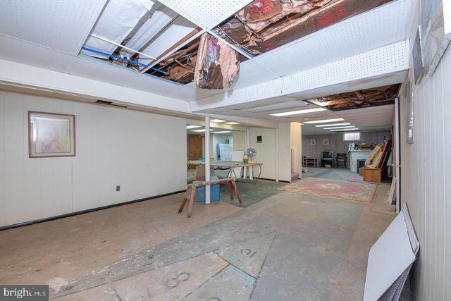 1000 BEECH RD, Wallingford, PA 19086