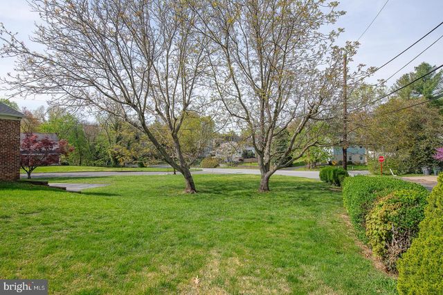 1000 BEECH RD, Wallingford, PA 19086