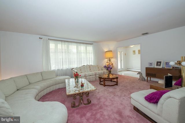 1000 BEECH RD, Wallingford, PA 19086