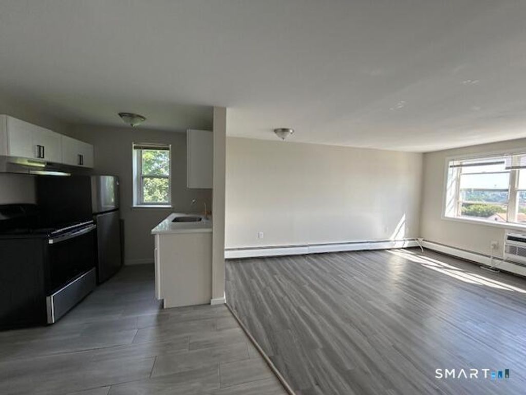 40-2 Prospect Avenue 4M, Norwalk, CT 06850