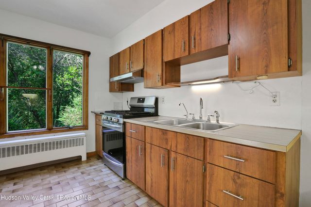 197 Old Route 32, Saugerties, NY 12477