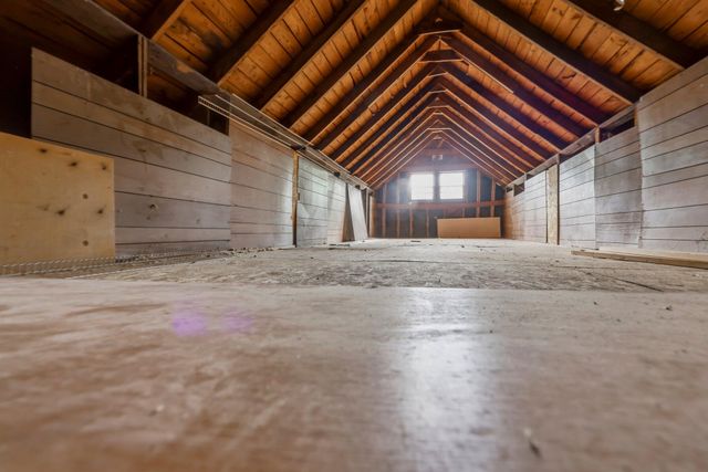 2751 W Walnut Street, Springfield, MO 65802