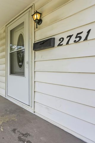 2751 W Walnut Street, Springfield, MO 65802