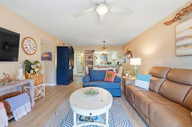 1801 GULF DRIVE N 219, Bradenton Beach, FL 34217