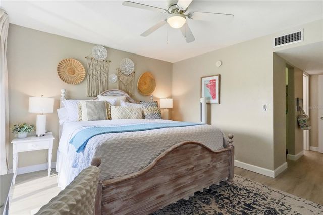 1801 GULF DRIVE N 219, Bradenton Beach, FL 34217