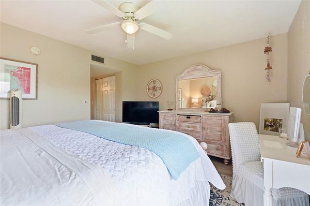 1801 GULF DRIVE N 219, Bradenton Beach, FL 34217