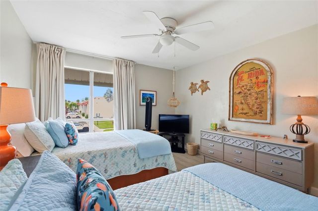 1801 GULF DRIVE N 219, Bradenton Beach, FL 34217