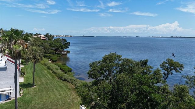 1801 GULF DRIVE N 219, Bradenton Beach, FL 34217