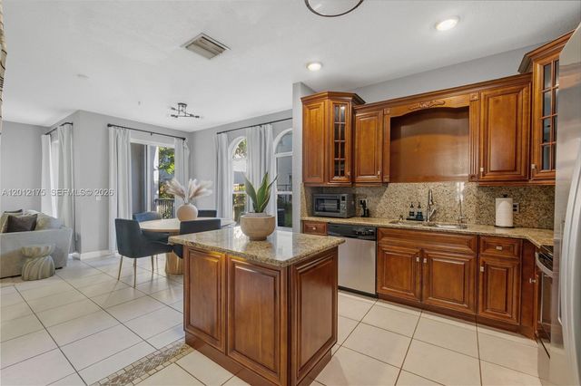 4351 SW 160th Ave 104, Miramar, FL 33027