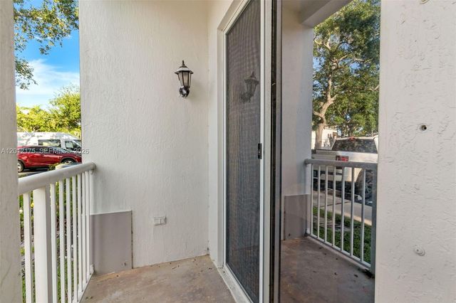 4351 SW 160th Ave 104, Miramar, FL 33027