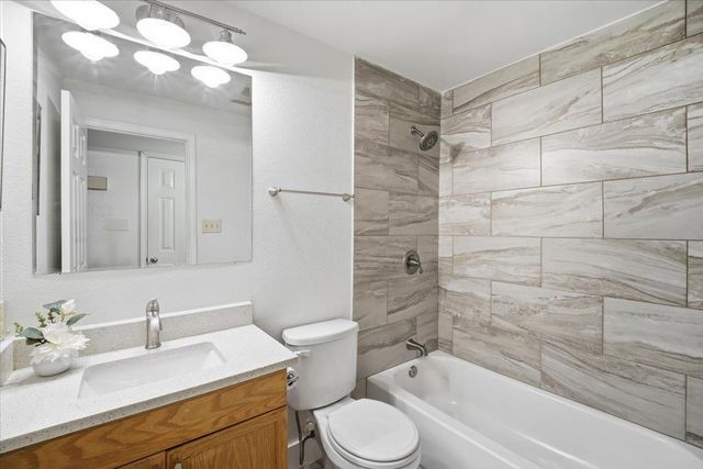 6713 West Gate BLVD A, Austin, TX 78745