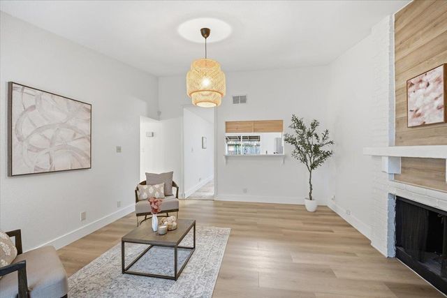 6713 West Gate BLVD A, Austin, TX 78745