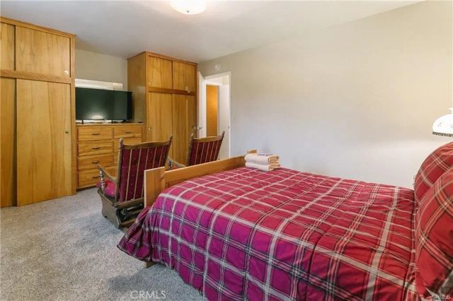 384 Primrose Circle, Lake Arrowhead, CA 92352