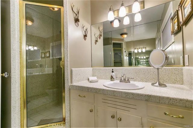 384 Primrose Circle, Lake Arrowhead, CA 92352