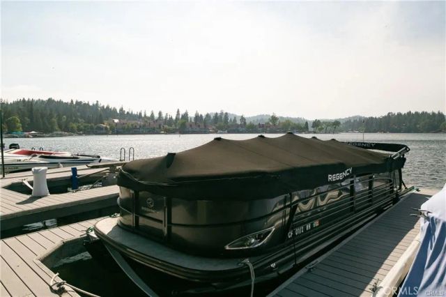 384 Primrose Circle, Lake Arrowhead, CA 92352