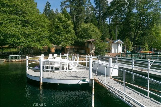 384 Primrose Circle, Lake Arrowhead, CA 92352
