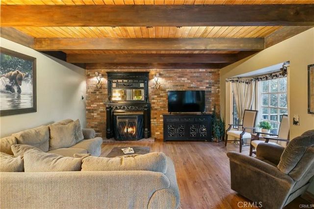 384 Primrose Circle, Lake Arrowhead, CA 92352