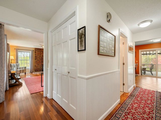 2 Iris Street, Essex, VT 05452