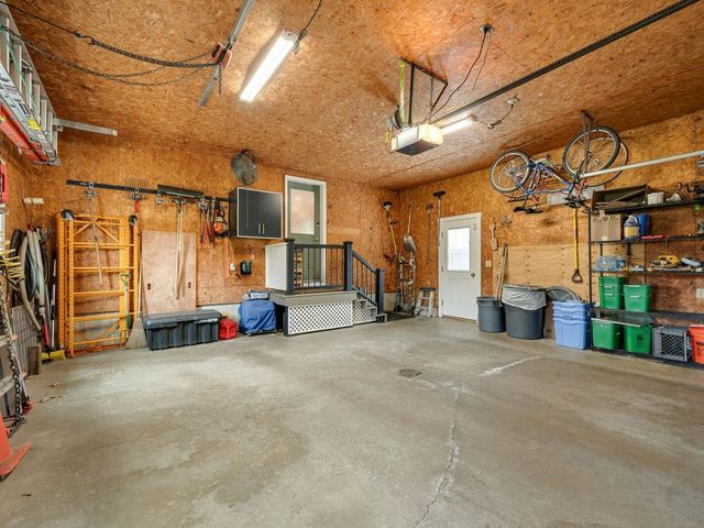 2 Iris Street, Essex, VT 05452