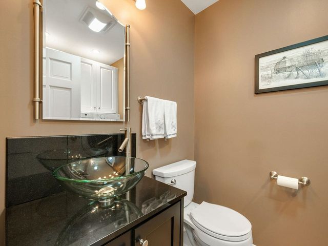 2 Iris Street, Essex, VT 05452