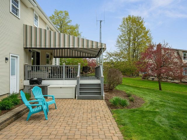 2 Iris Street, Essex, VT 05452