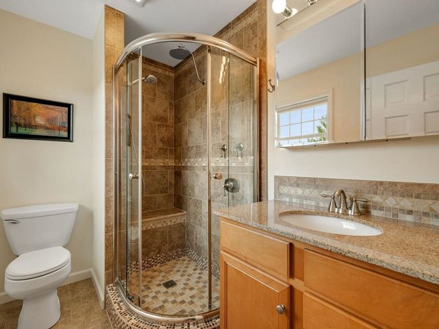 2 Iris Street, Essex, VT 05452