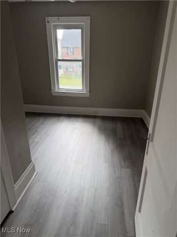 8713 Vineyard Avenue, Cleveland, OH 44105