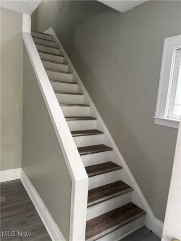 8713 Vineyard Avenue, Cleveland, OH 44105