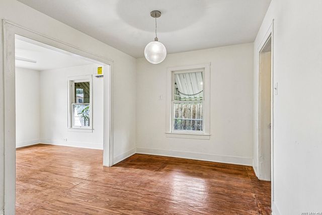 1711 Center, San Antonio, TX 78202