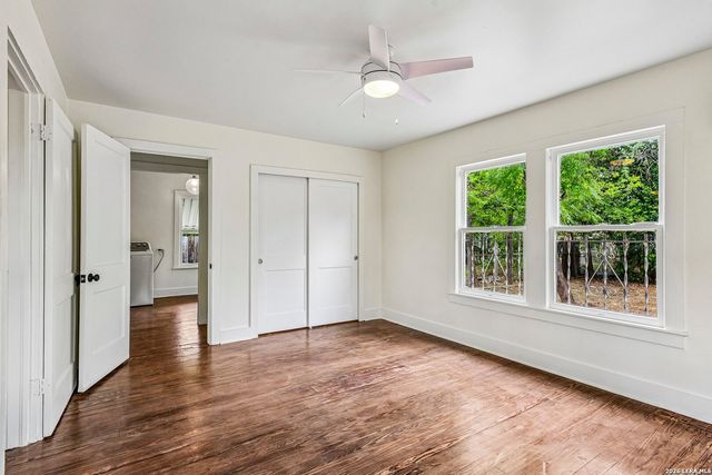 1711 Center, San Antonio, TX 78202