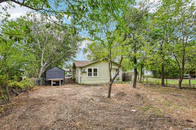 1711 Center, San Antonio, TX 78202