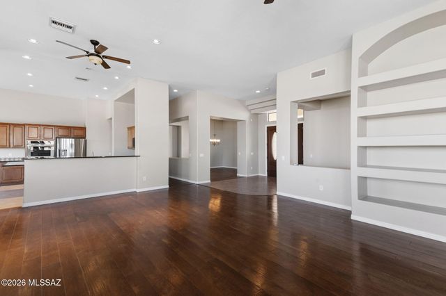 10258 N Tall Cotton Drive, Marana, AZ 85653