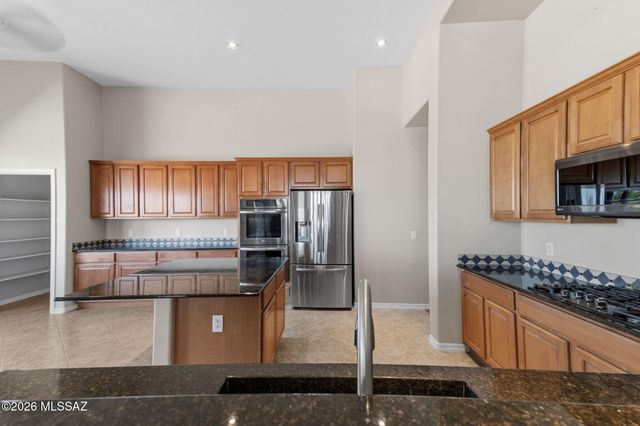 10258 N Tall Cotton Drive, Marana, AZ 85653