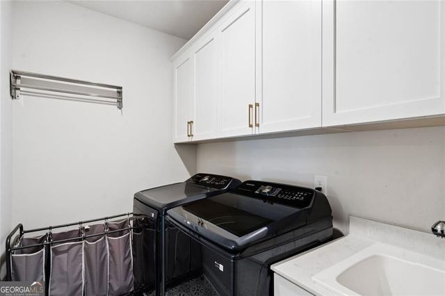 4566 Molder Drive, Buford, GA 30518