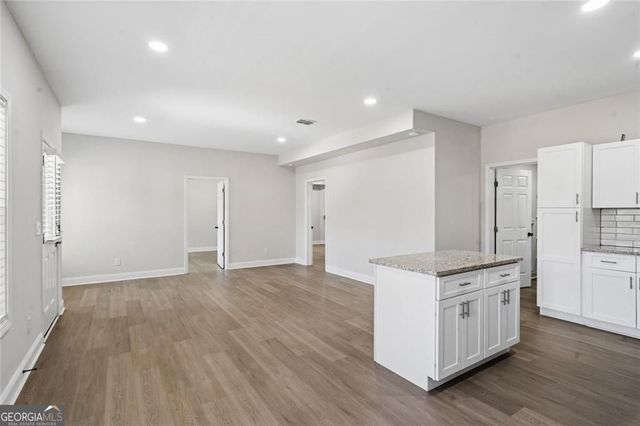 4566 Molder Drive, Buford, GA 30518