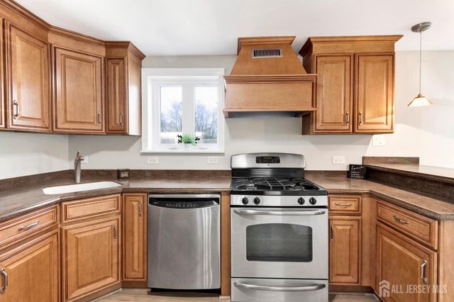 683 Kosciusko Street, Perth Amboy, NJ 08861