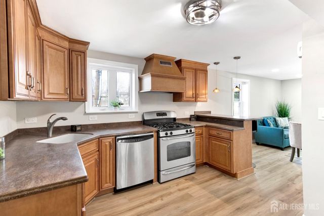 683 Kosciusko Street, Perth Amboy, NJ 08861