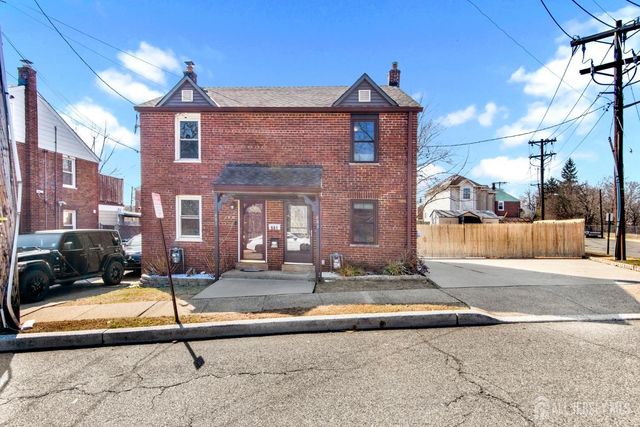 683 Kosciusko Street, Perth Amboy, NJ 08861