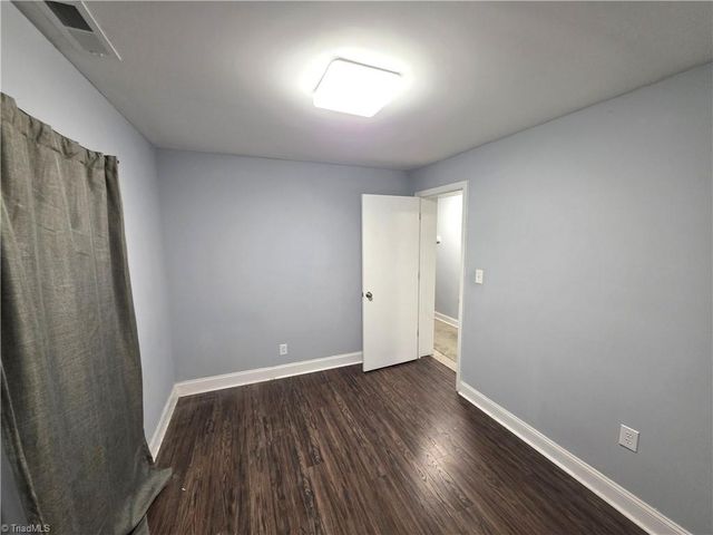 902 N South Street, Mount Airy, NC 27030