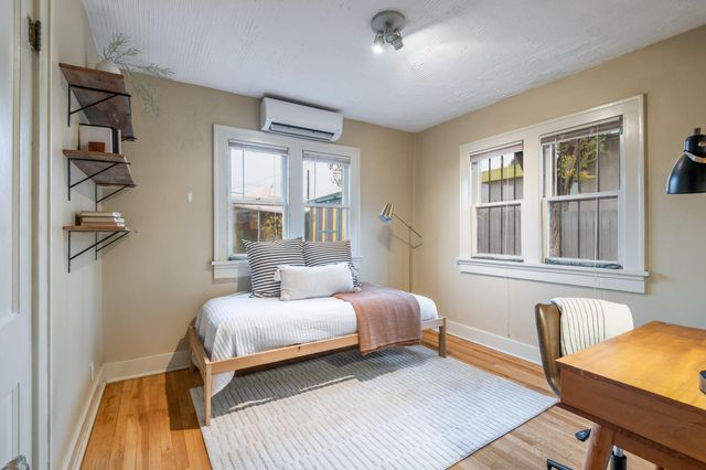 222 Amherst Drive NE, Albuquerque, NM 87106