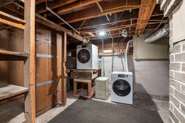 222 Amherst Drive NE, Albuquerque, NM 87106