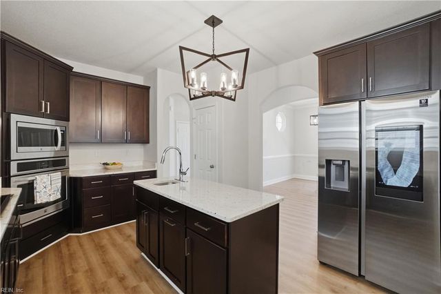 4912 Cavan CT, Virginia Beach, VA 23462