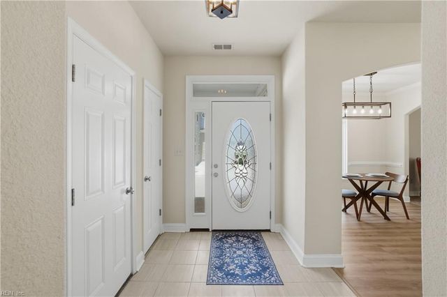 4912 Cavan CT, Virginia Beach, VA 23462