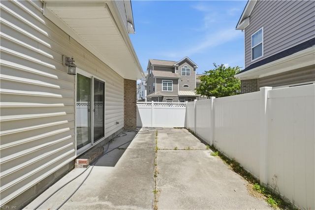 4912 Cavan CT, Virginia Beach, VA 23462