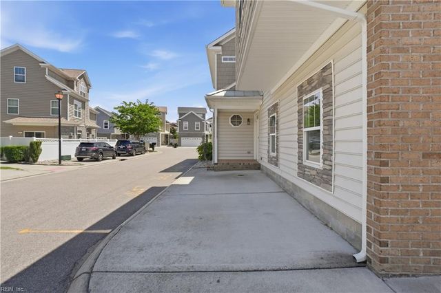 4912 Cavan CT, Virginia Beach, VA 23462